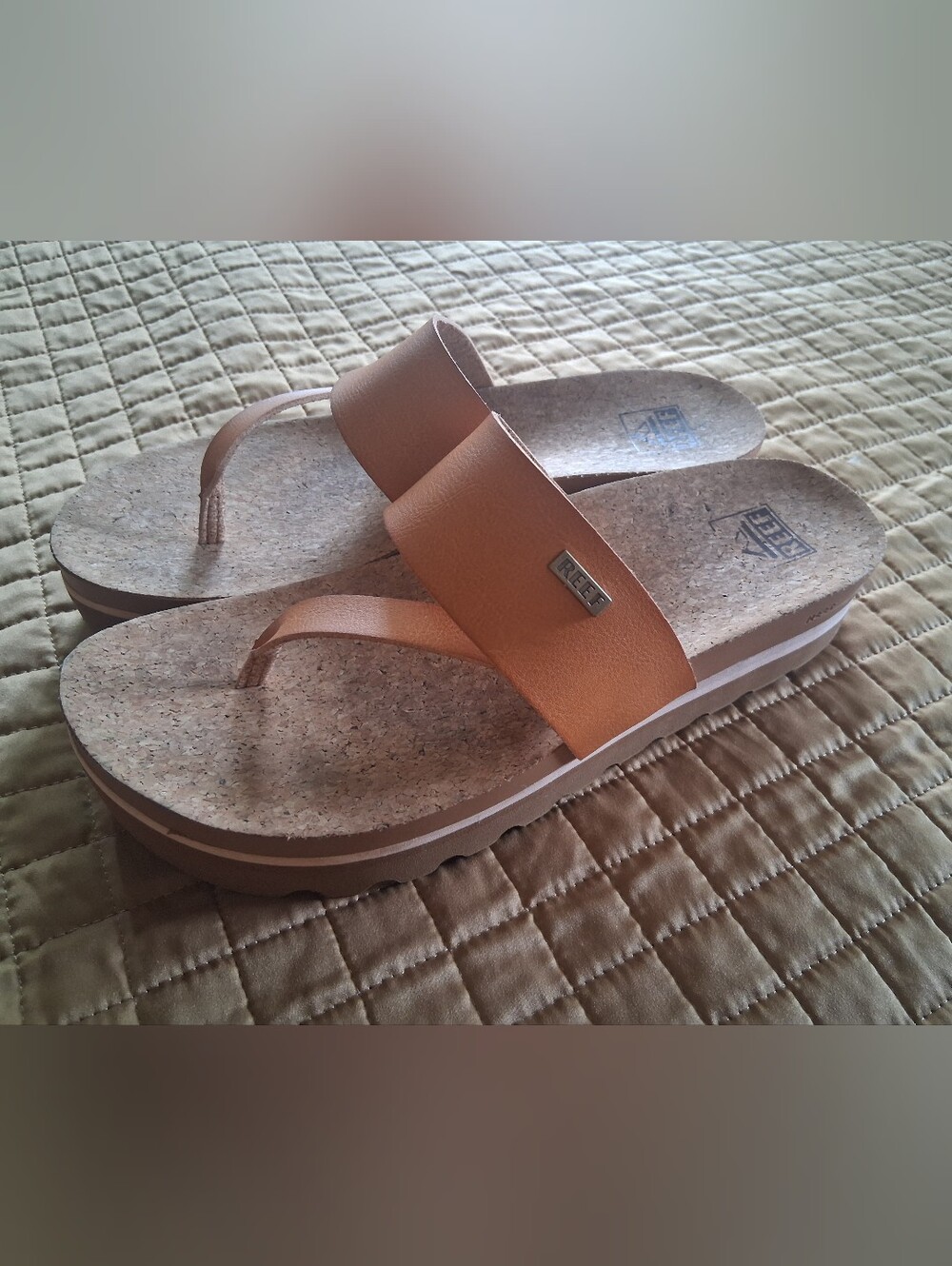 REEF LEATHER STRAP COMFY STYLISH SANDALS SIZE 8 LIKE NEW USED 1X